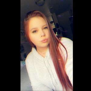 Meet your Posher, Leah